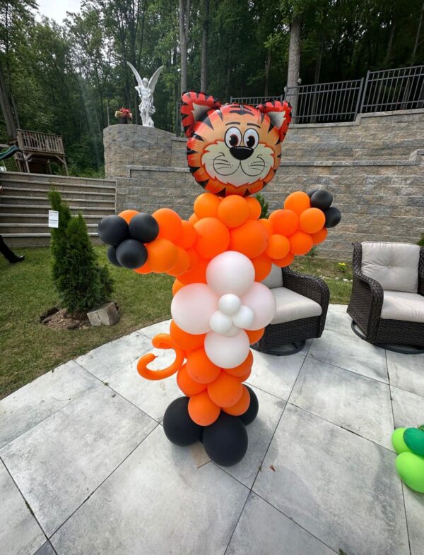 Animal Zafari , 2 sculpture 6 feet 