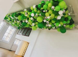 Organic balloon ceiling