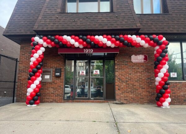 Regular Desing 8ft x 8 ft